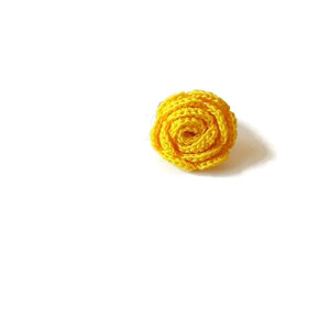 Bague Rose - Fleur - couleur du fil jaune citron; de base plaquée argent